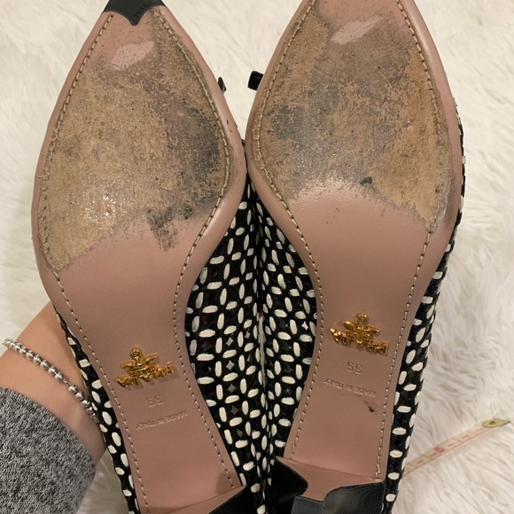 PRADA Bow Woven Pointy Toe Leather Pumps - Picture 5 of 7